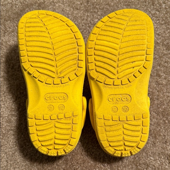 Kids Yellow Crocs - Picture 10 of 10